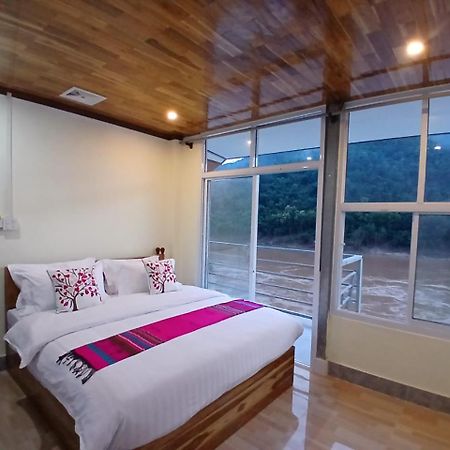 Villa Mekong 2 Guesthouse Muang Pakbèng エクステリア 写真